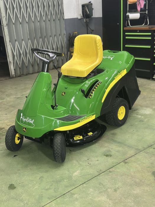 Trator Tractor Corta relva JOHN DEERE