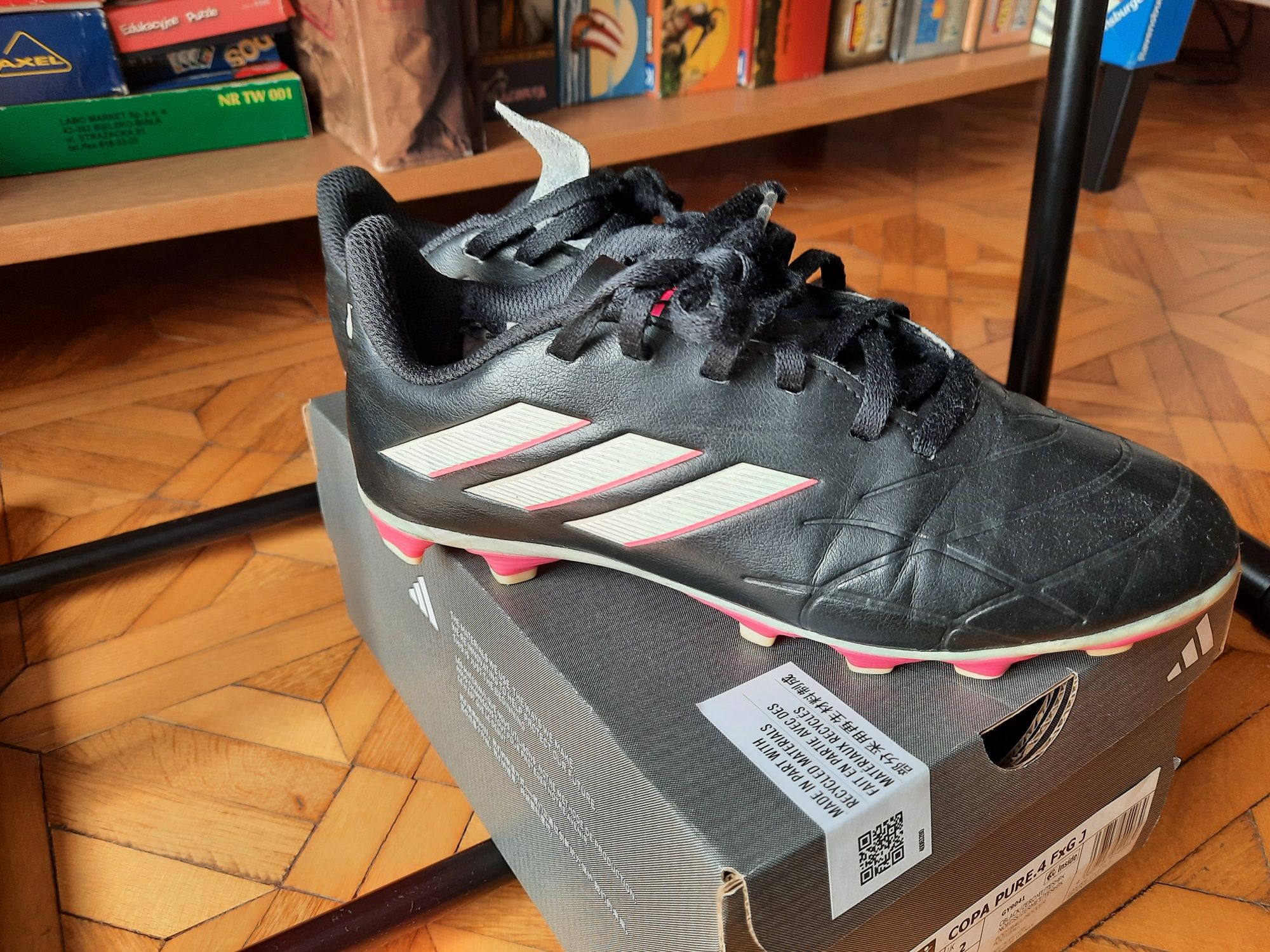 Korki adidas rozm. 34