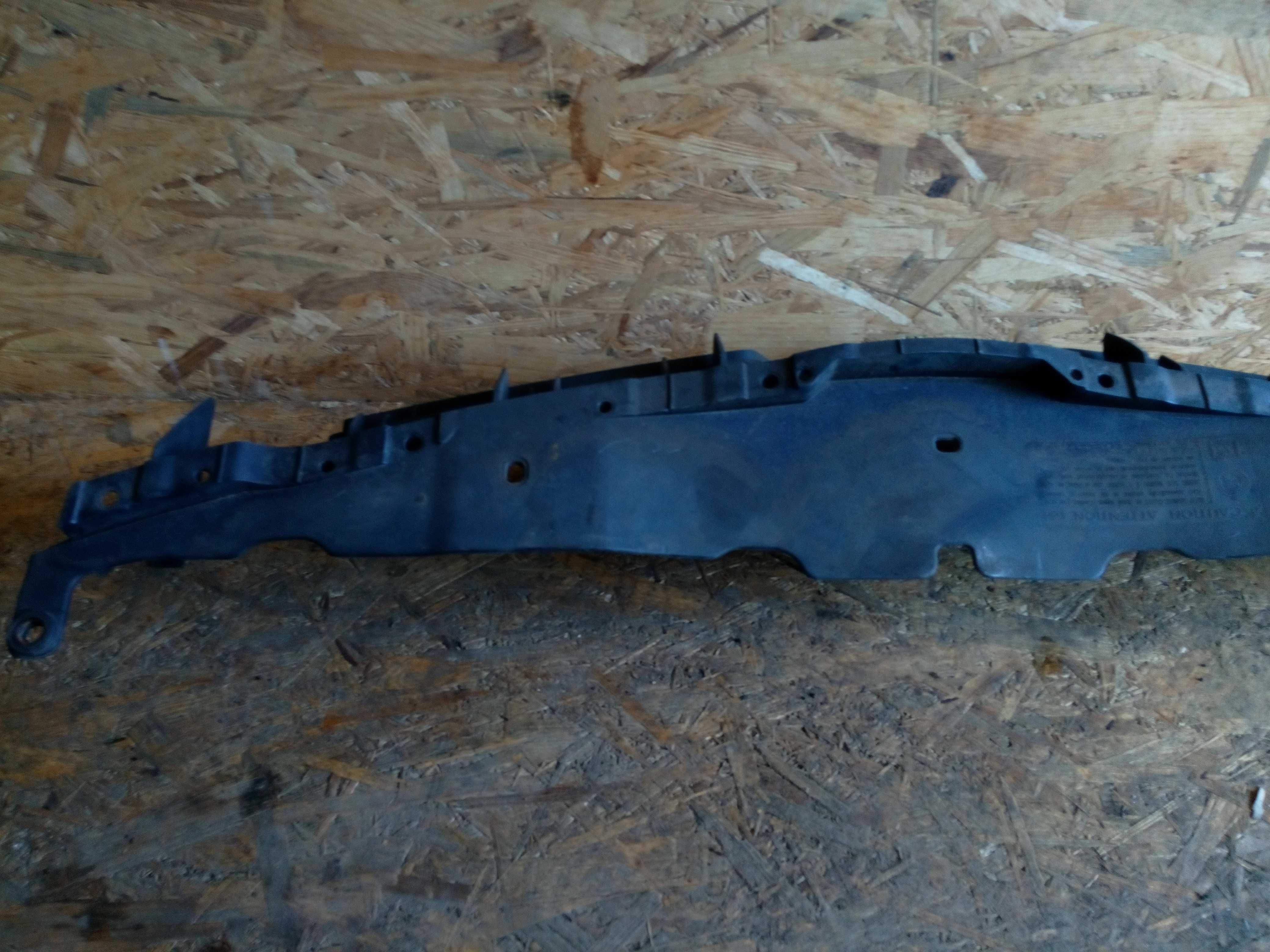 Toyota Auris 1 I Grill atrapa chłodnicy oryginał demontaż