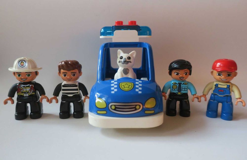 Ludziki LEGO Duplo interaktywny samochód i kot