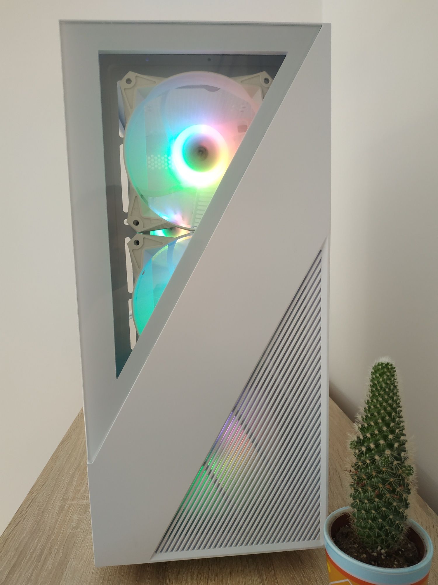 Komputer do gier Ryzen 5 3600/RTX 2070 8 GB GDDR6/16 GB RAM DDR4/M2