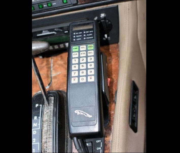 Telefon Panasonic EFM1130 Jaguar XJS 1987r. kompletny oryginał