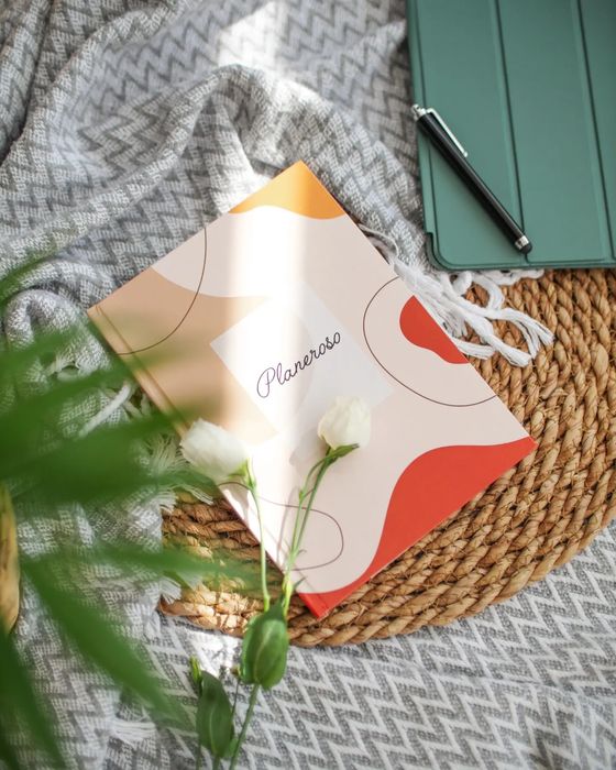 Планер, блокнот, щоденник