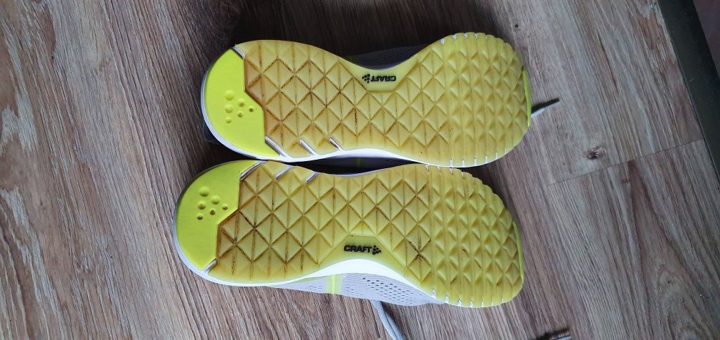 Buty do biegania CRAFT rozmiar 43 rozmiar 27,5cm stan bardzo dobry