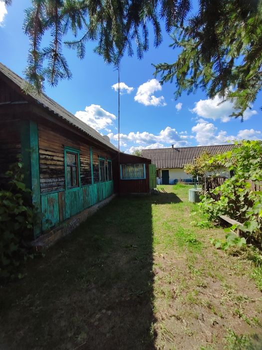 Продаж будинку з земельною ділянкою в с.Баранівка