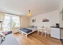 Odpocznij w górach . WOLNE-apartament z kuchnią , łazienką, balkonem