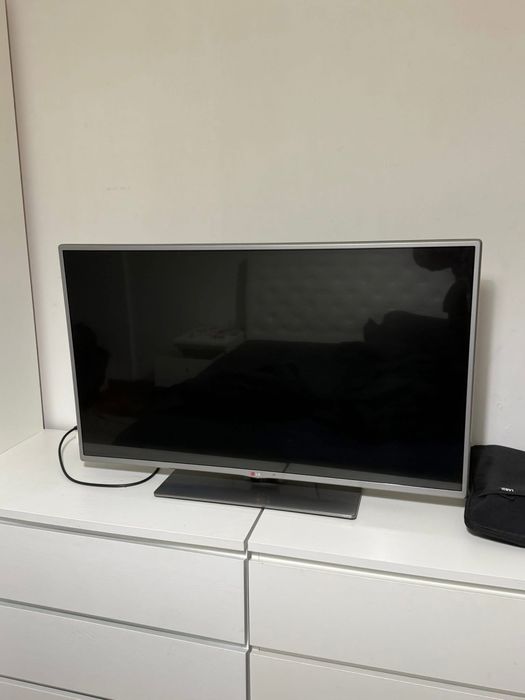 Vendo tv LG smart tv e barra de som