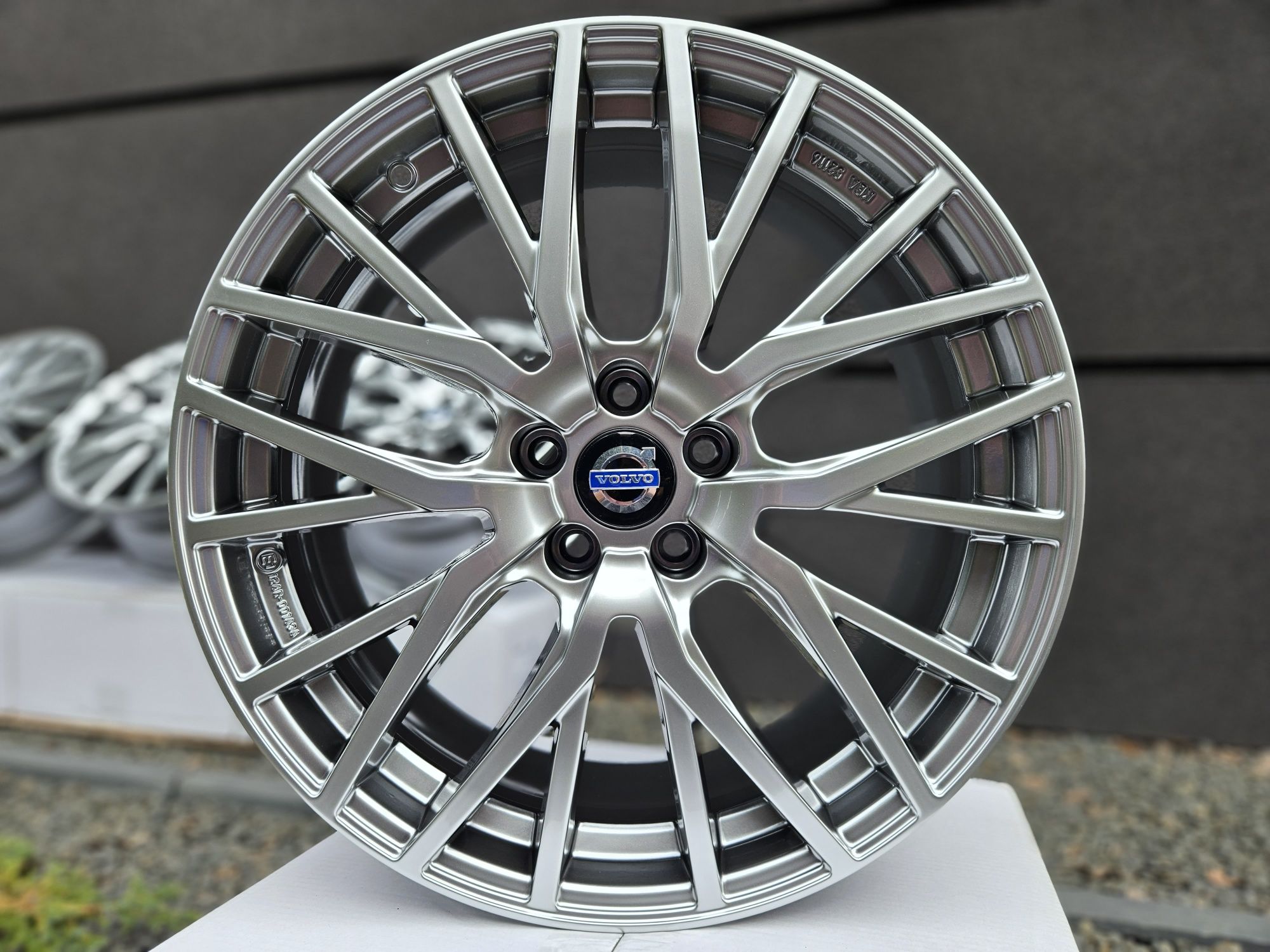 Nowe 19 " Volvo 5x108 Felgi S60 V60 XC60 XC90 S90 V90 V70 XC70 S80