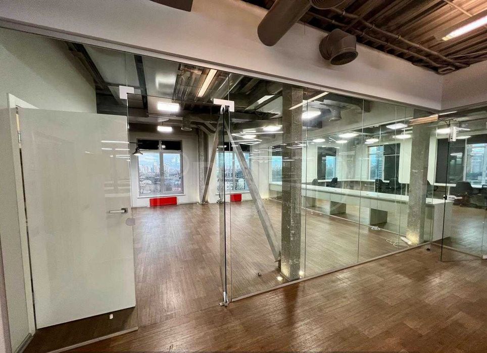 ЛОФТ офис с мебелью и кухней Солом'янський р-н (710 м2)