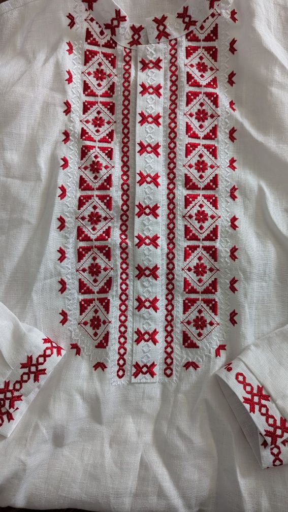 Вишиванка чоловіча лляна