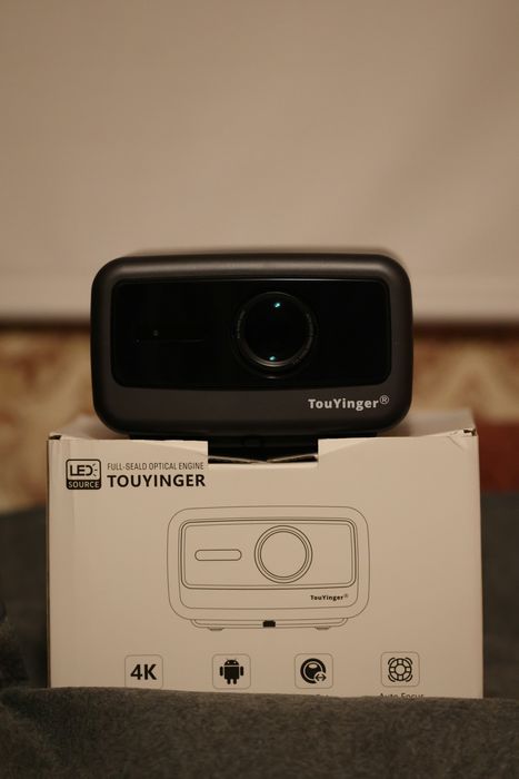 Продам ігровий проектор Touyinger Q12w pro 3/128