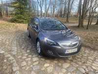 Opel Astra J SportsTourer 1.6 benzyna 136400km