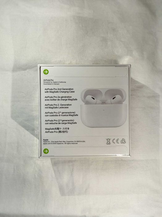 AirPods Pro 2 — Lux Edition (Lightning / USB-C)