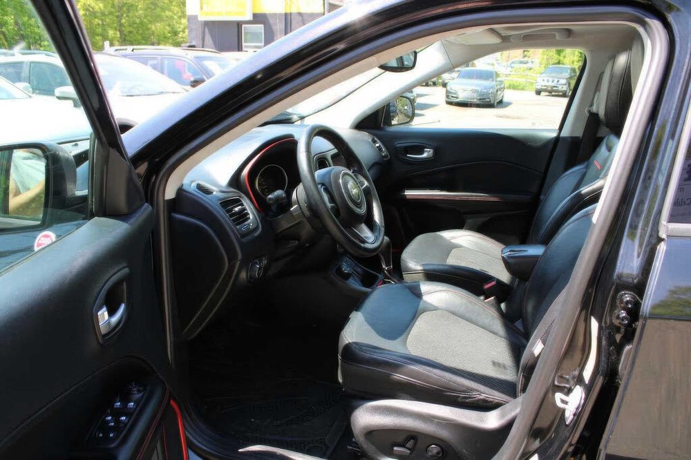 Jeep Compass Trailhawk      2017