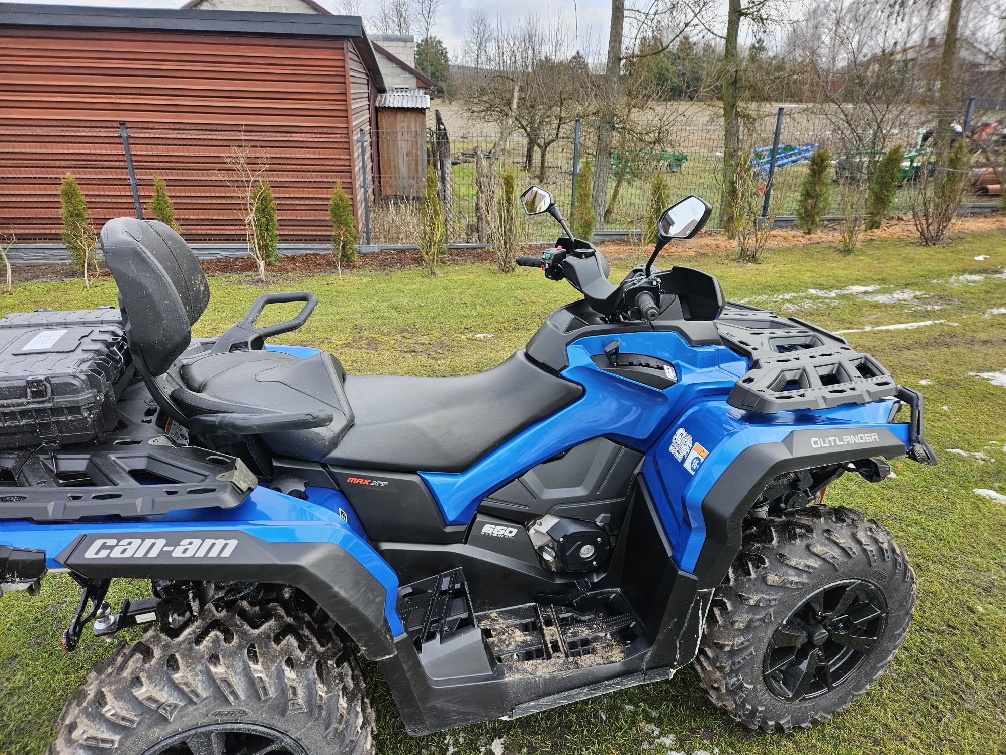 Can am 650xt max
