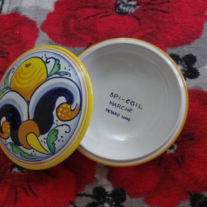 Італійській керамічний виріб