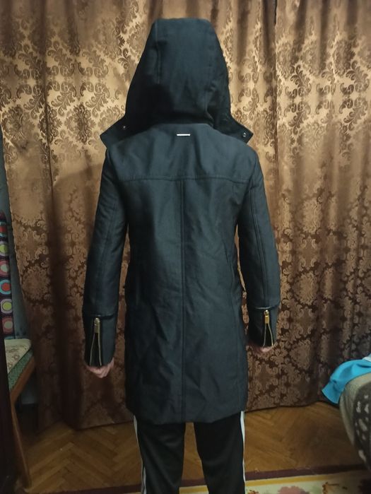 Пальто парка курточка Mango