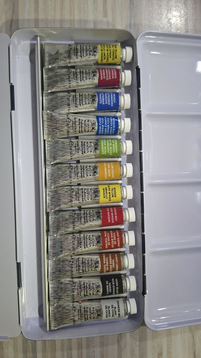 Farby akwarelowe Winsor&Newton  12 tubek po 5 mililitrów