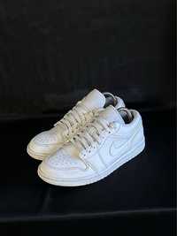 Nike Air Jordan 1 Low buty oryginalne r.42