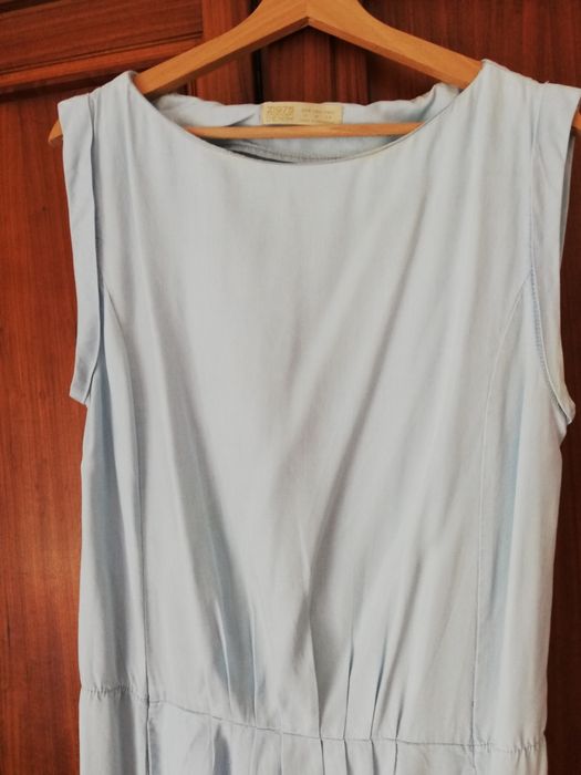 Vestido Zara azul claro em lyocell