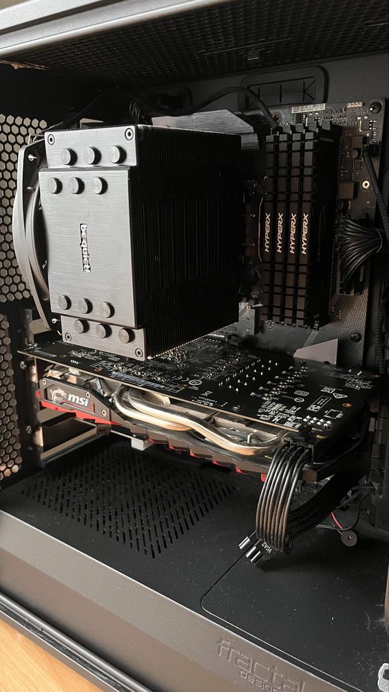 Intel 8600 32ddr4 fractal design