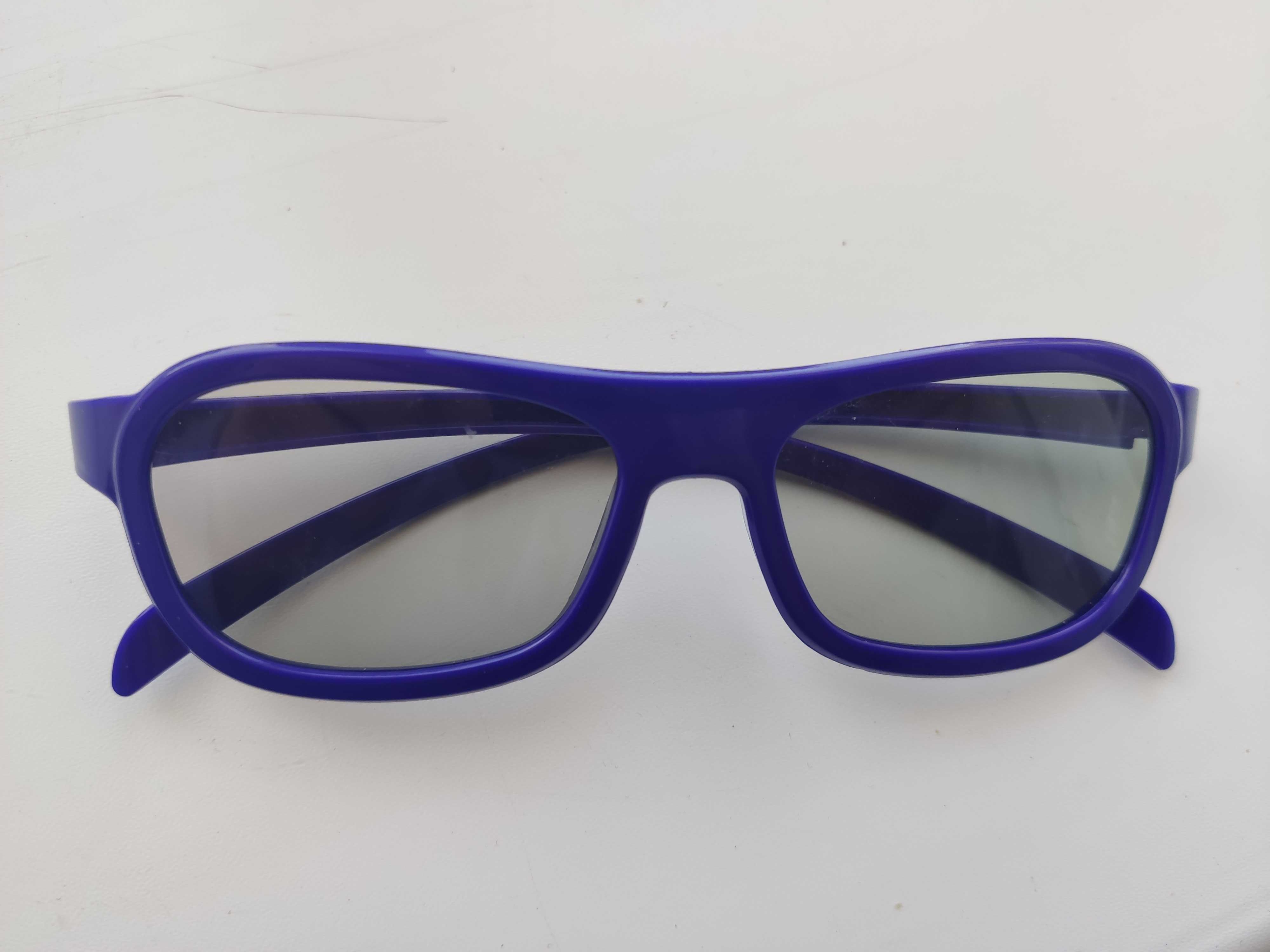 3D IMAX окуляри в ідеальному стані