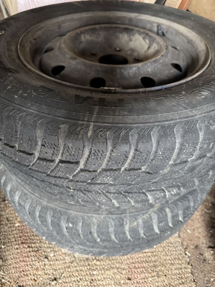 Комплект з 4 дисків з шинами R15
