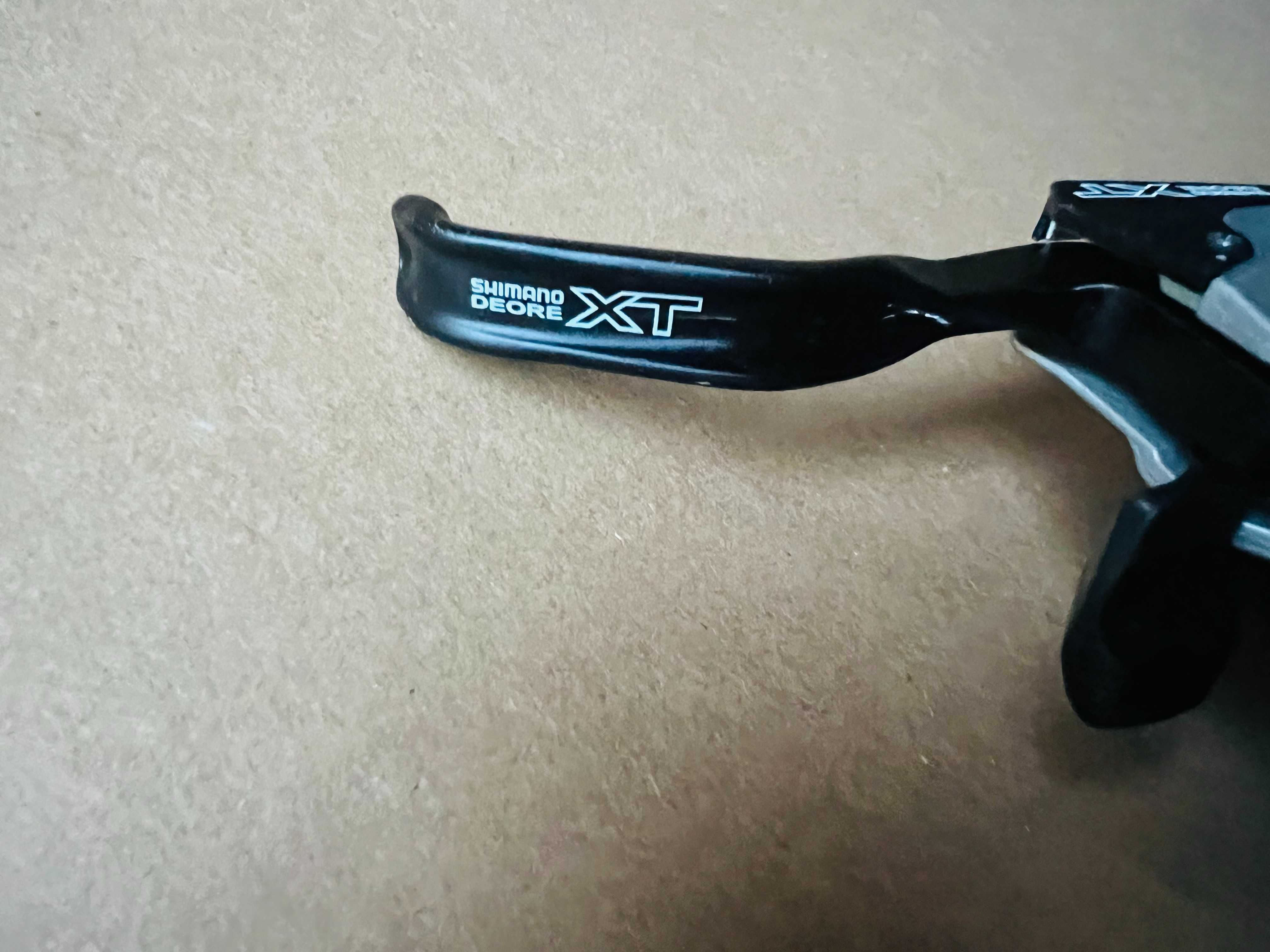 Klamkomanetka SHIMANO DEORE XT ST-M750 Lewa 3s przednia klamka manetka