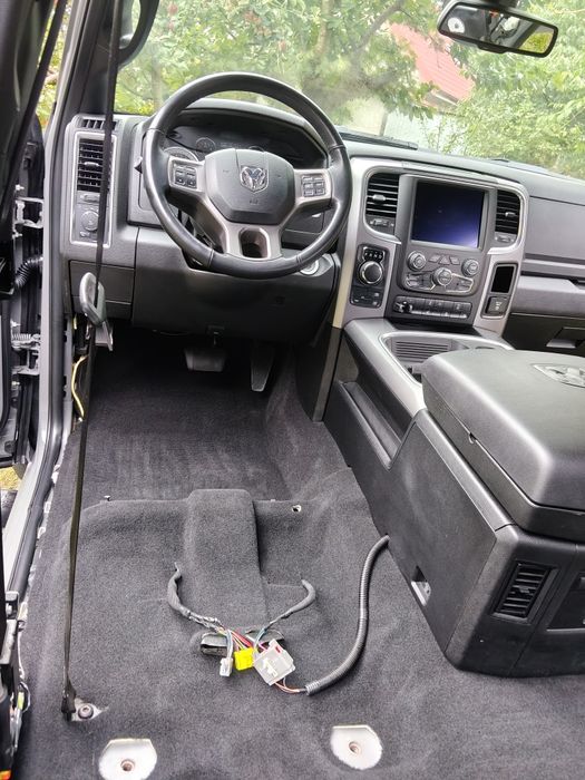 AUTOKOSMETYKA, Pranie Tapicerki, Czyszczenie Kanap, Dywanów OPOLSKIE