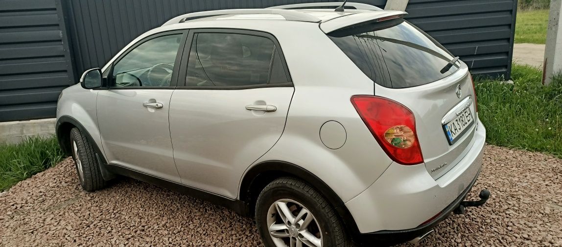 Продам санг йонг Корандо 2011 року на 175 кс,2 літра дизель SsangYong