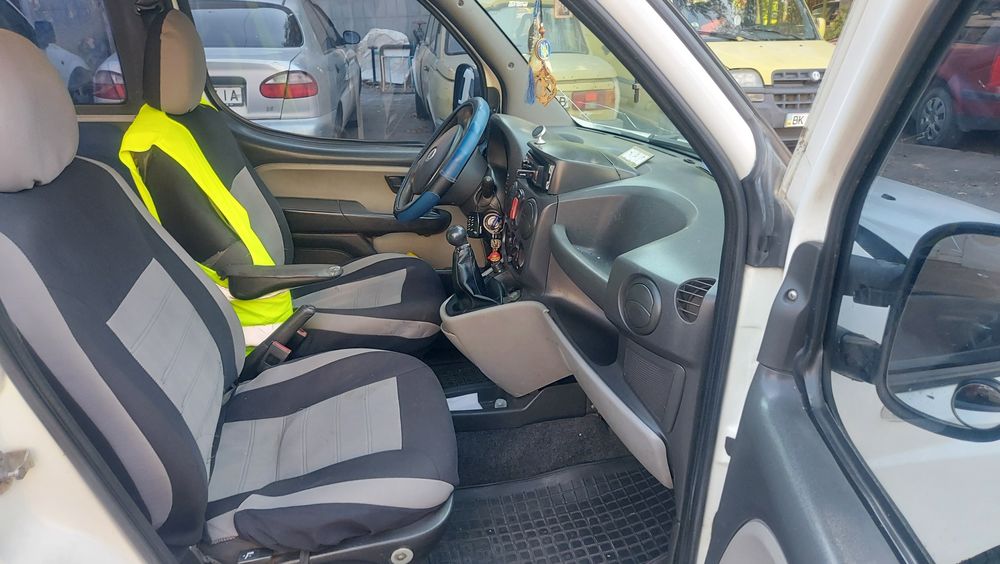 Фіат добло 2006 р