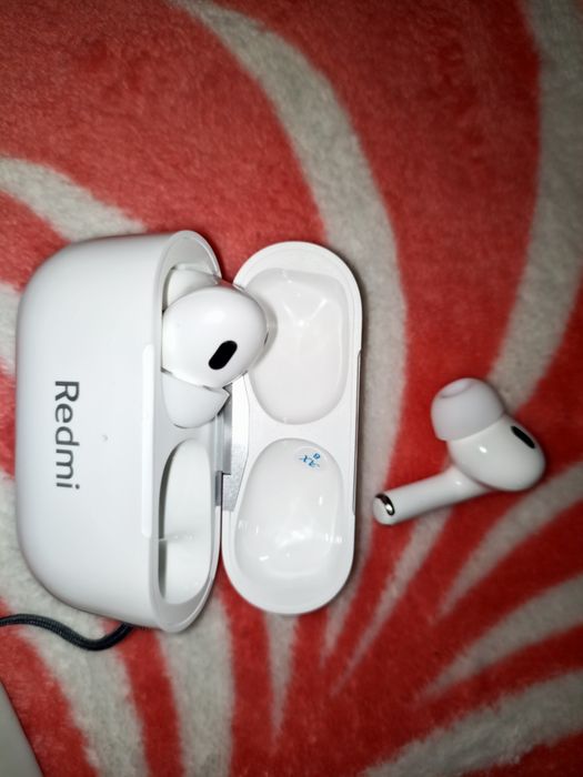 Наушники беспроводные новые