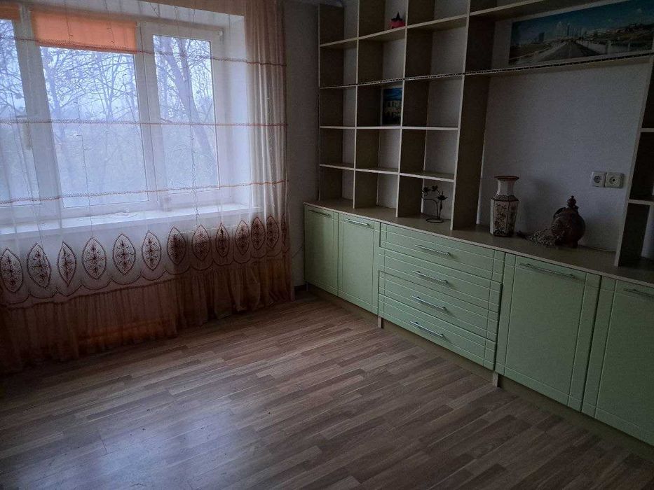 Однокімнатна на Таїрово/Шкільний