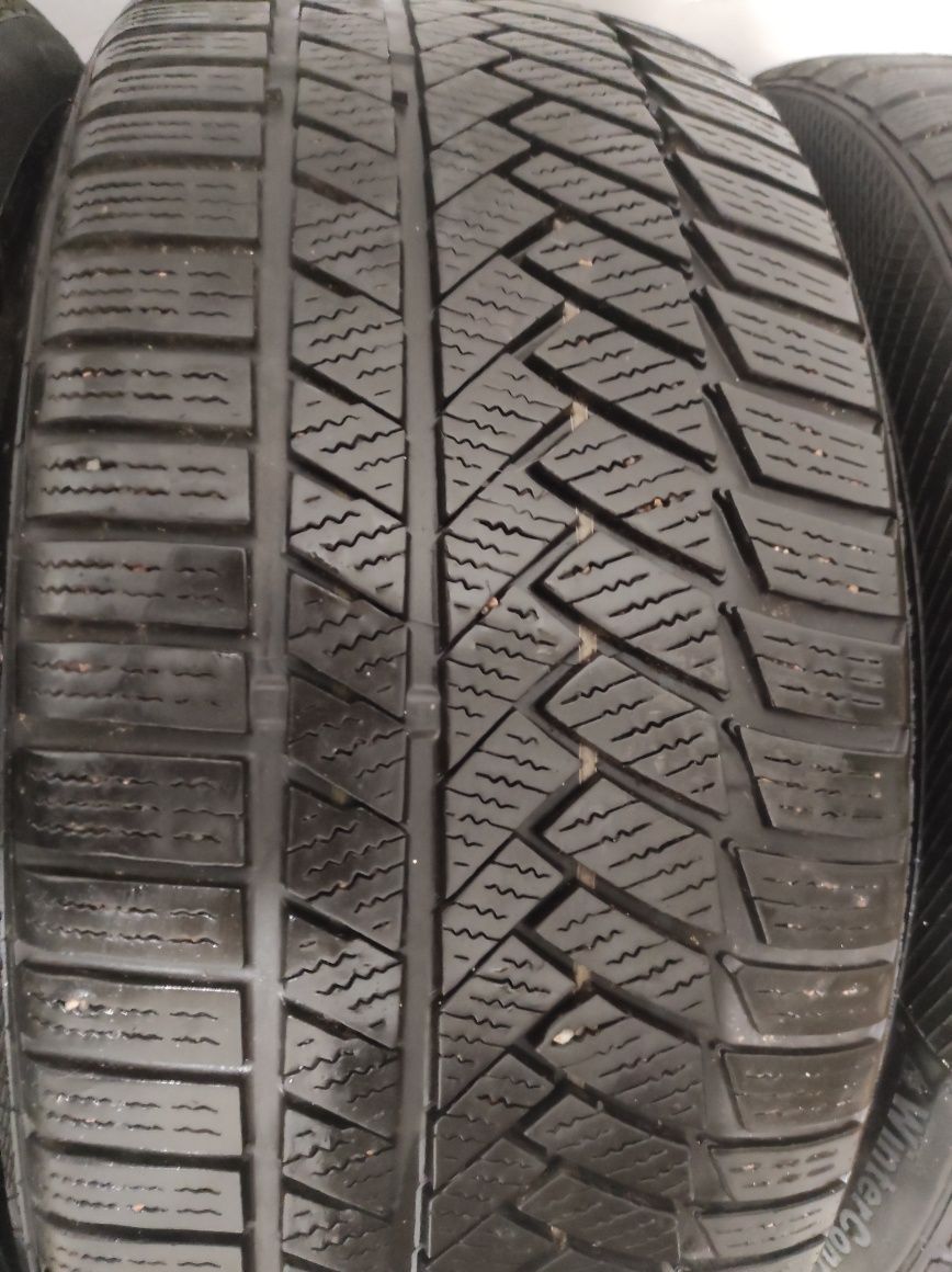 Резина235/40 R- 18 Continental Winter Contact