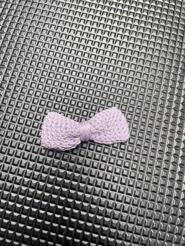 Laços em crochet para pelo de cão