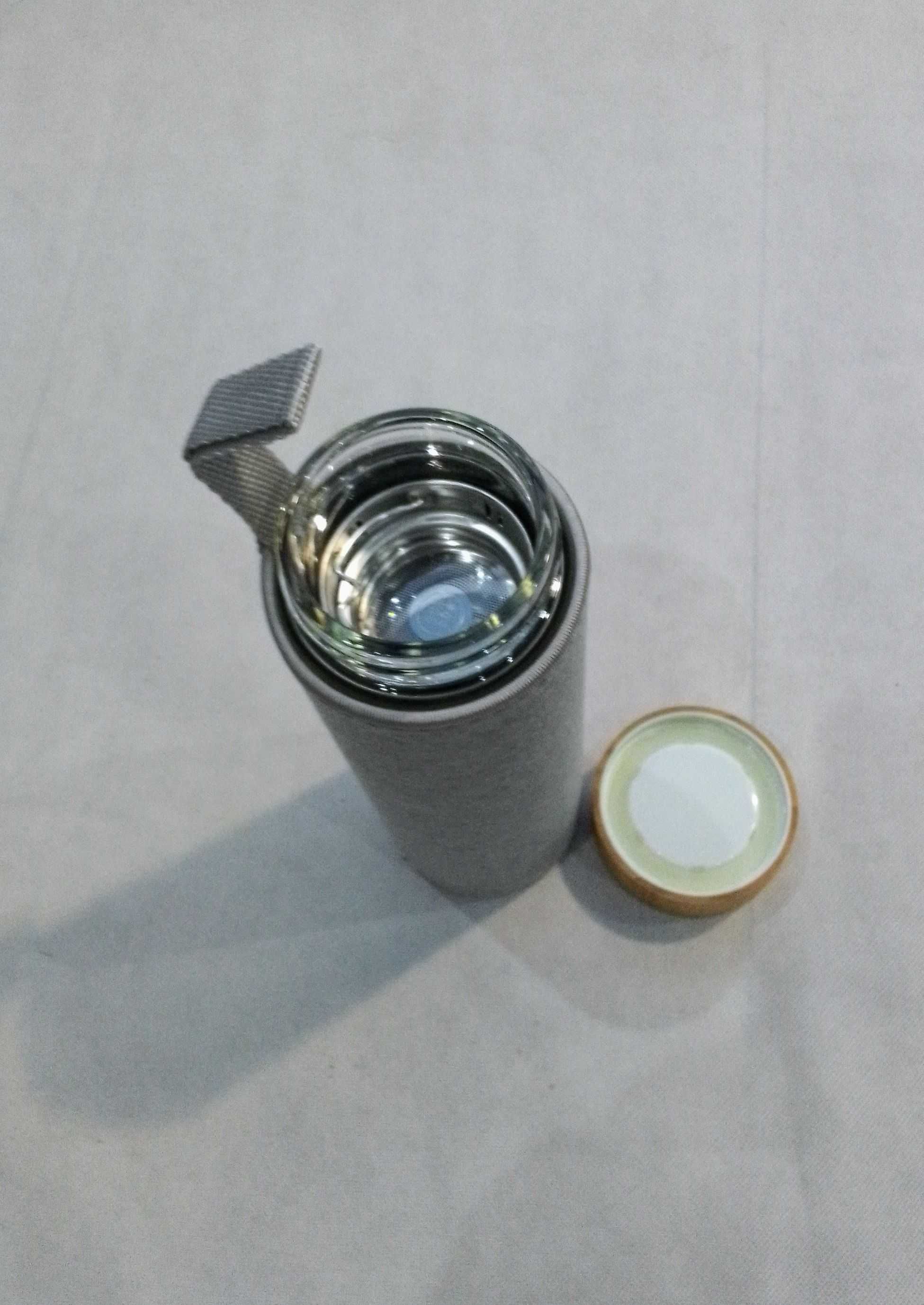 Butelka termiczna na herbatę z sitkiem 500 ml WeightWorld