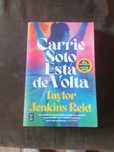 Carrie Sotto está de volta de Taylor Jenkins Reid