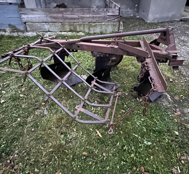 Продам плуг до трактора