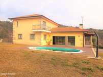 Moradia T4 em Padornelo