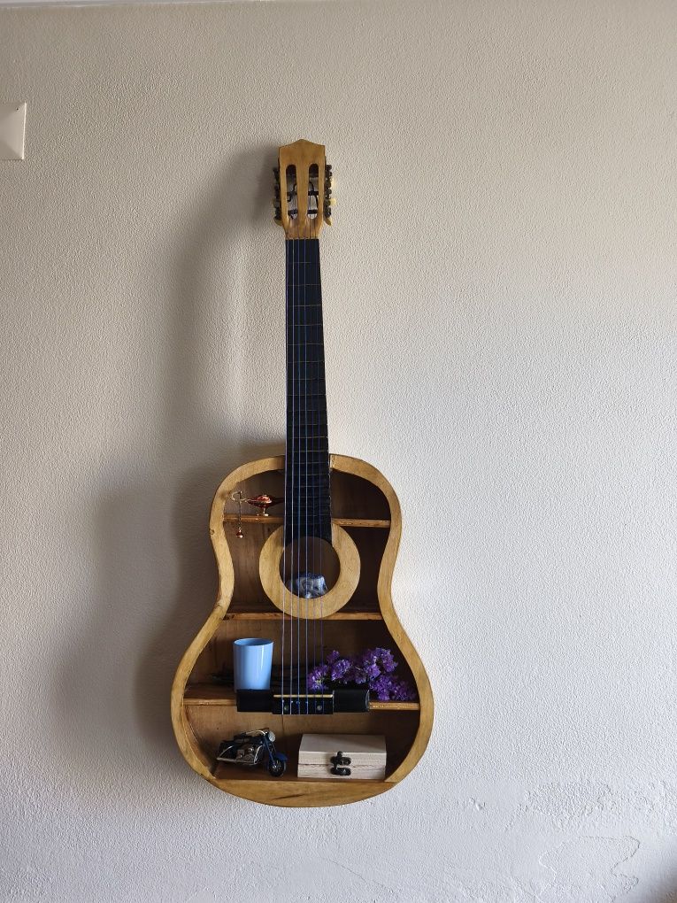 Guitarra decorativa