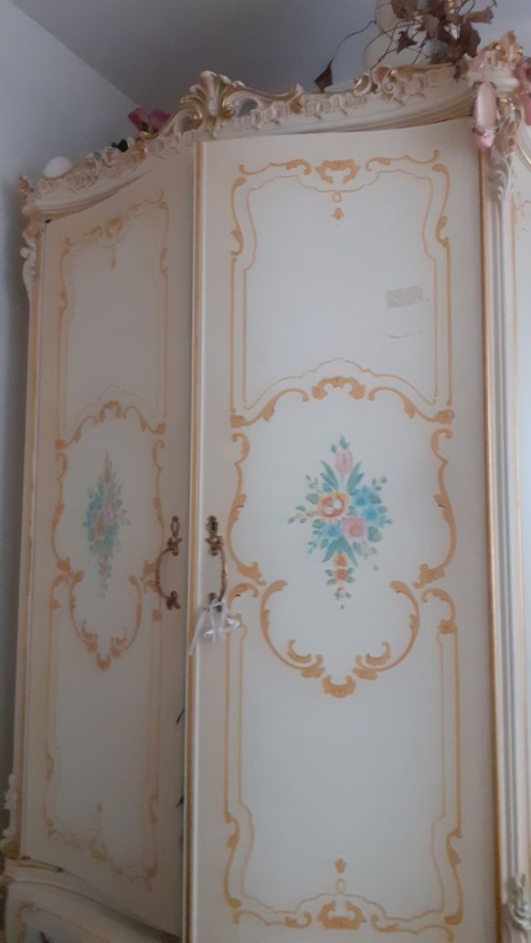 Komoda wenecka w stylu.rokoko - ecru