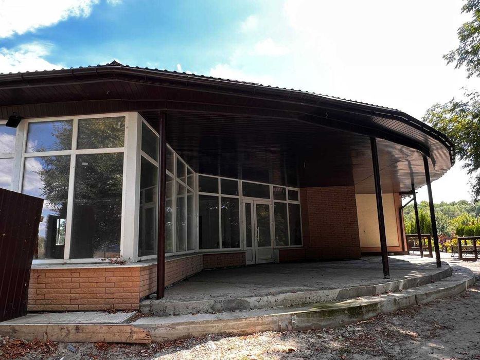 Здам приміщення вільного призначення в самому центрі с . Іркліїв