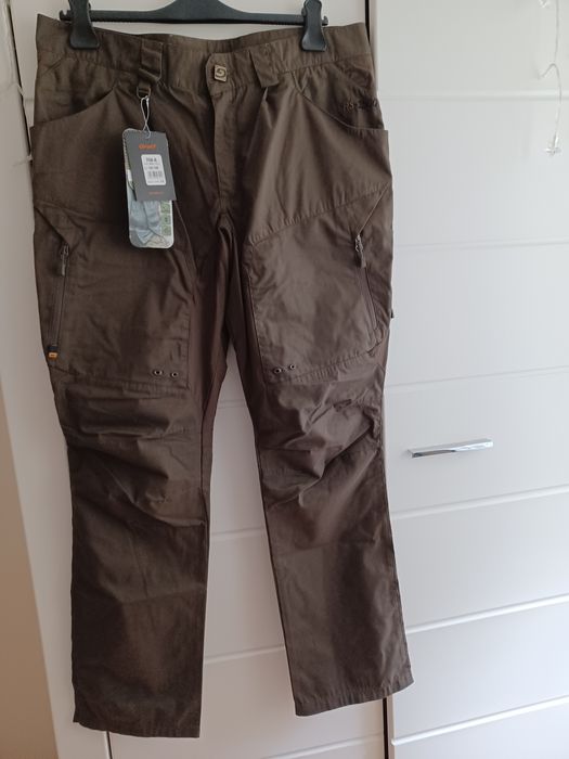 Lekki komplet Graff L oliwkowo zielony kurtka I spodnie