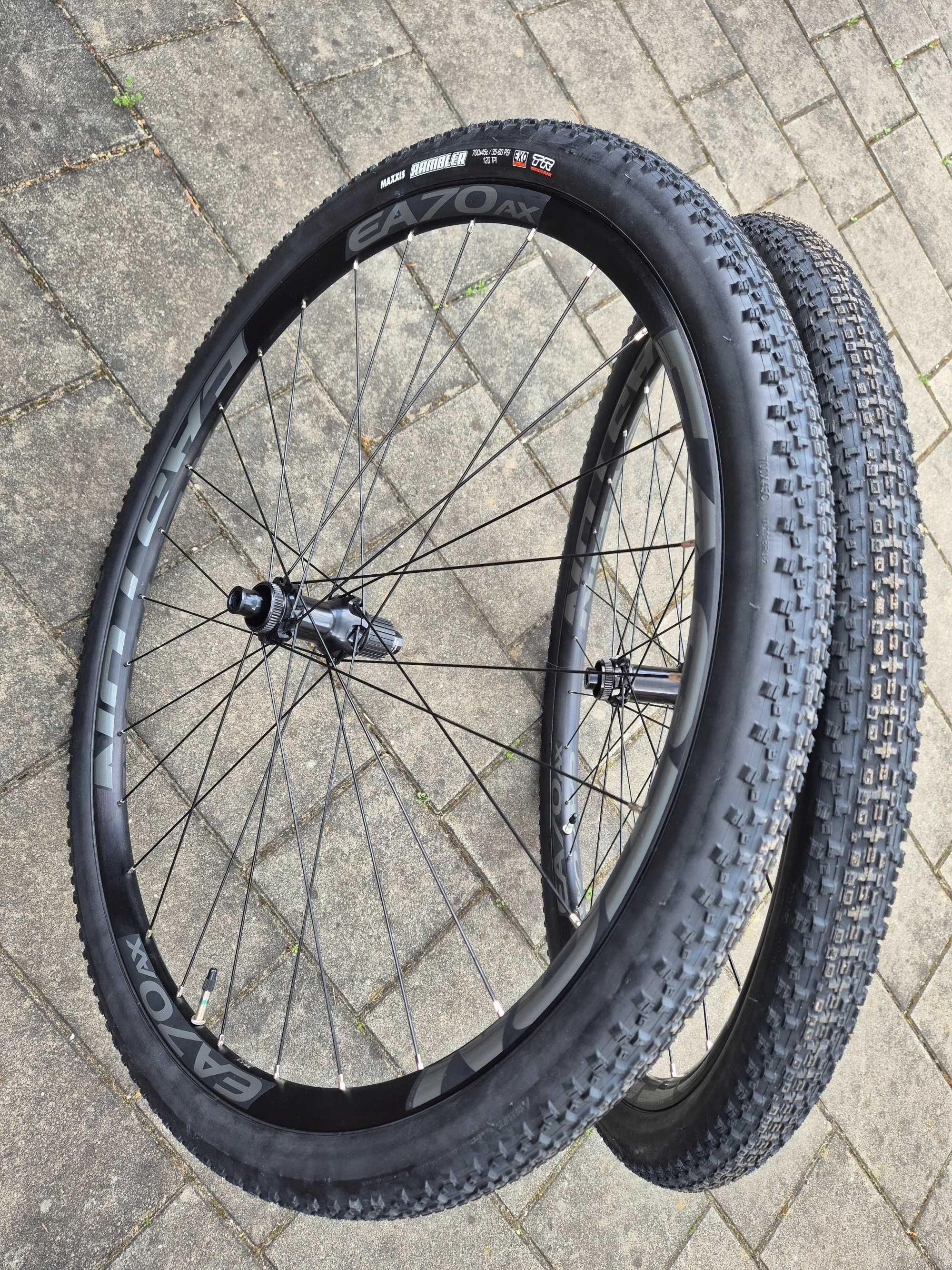 Komplet kół EASTON EA70 AX Disc + Maxxis Rambler 45