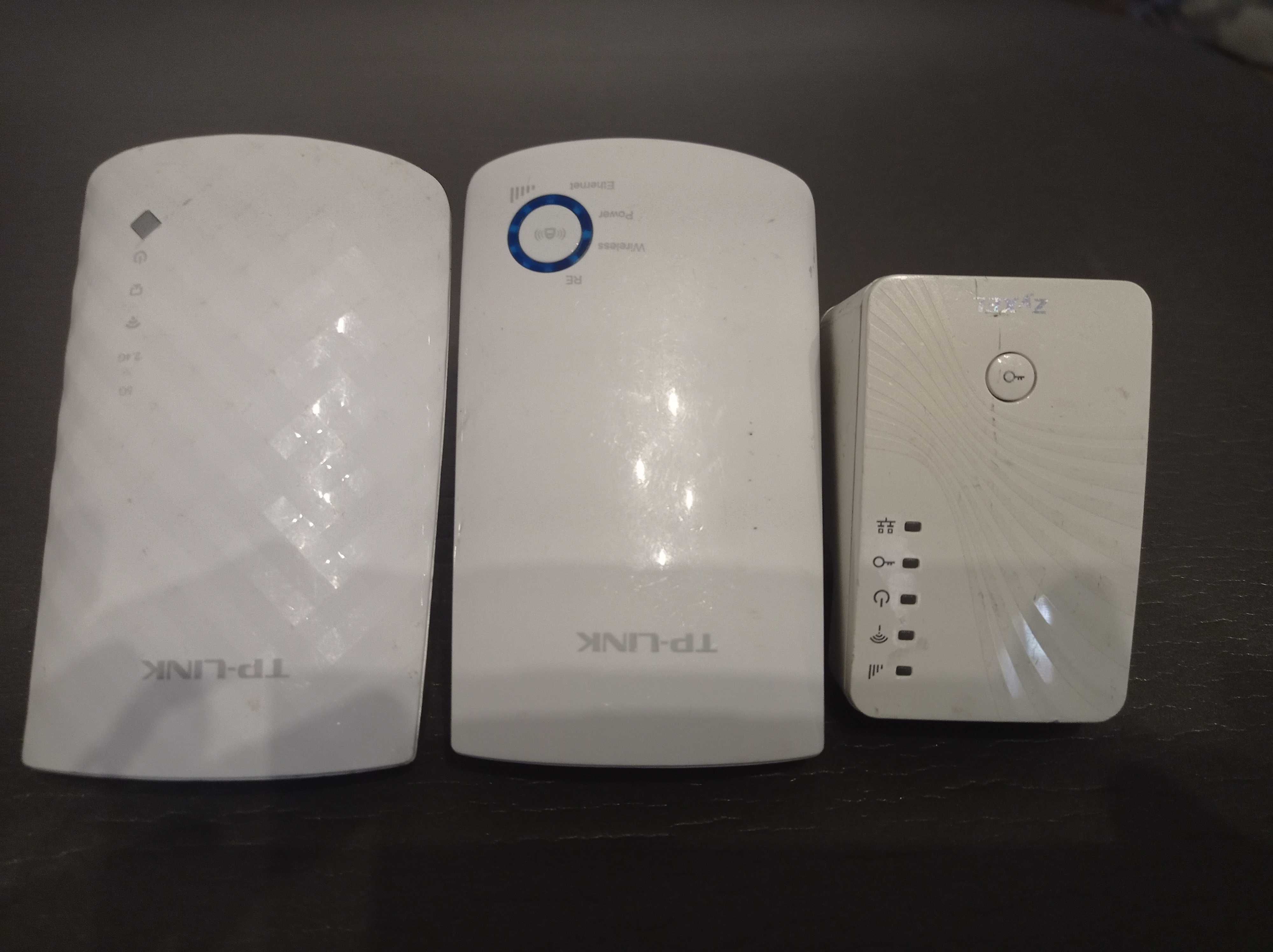 Wi-Fi Роутери  різні моделі