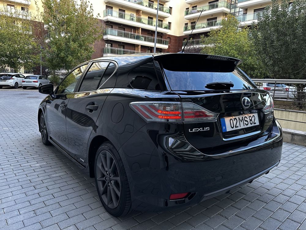 Lexus CT200h 80000km
