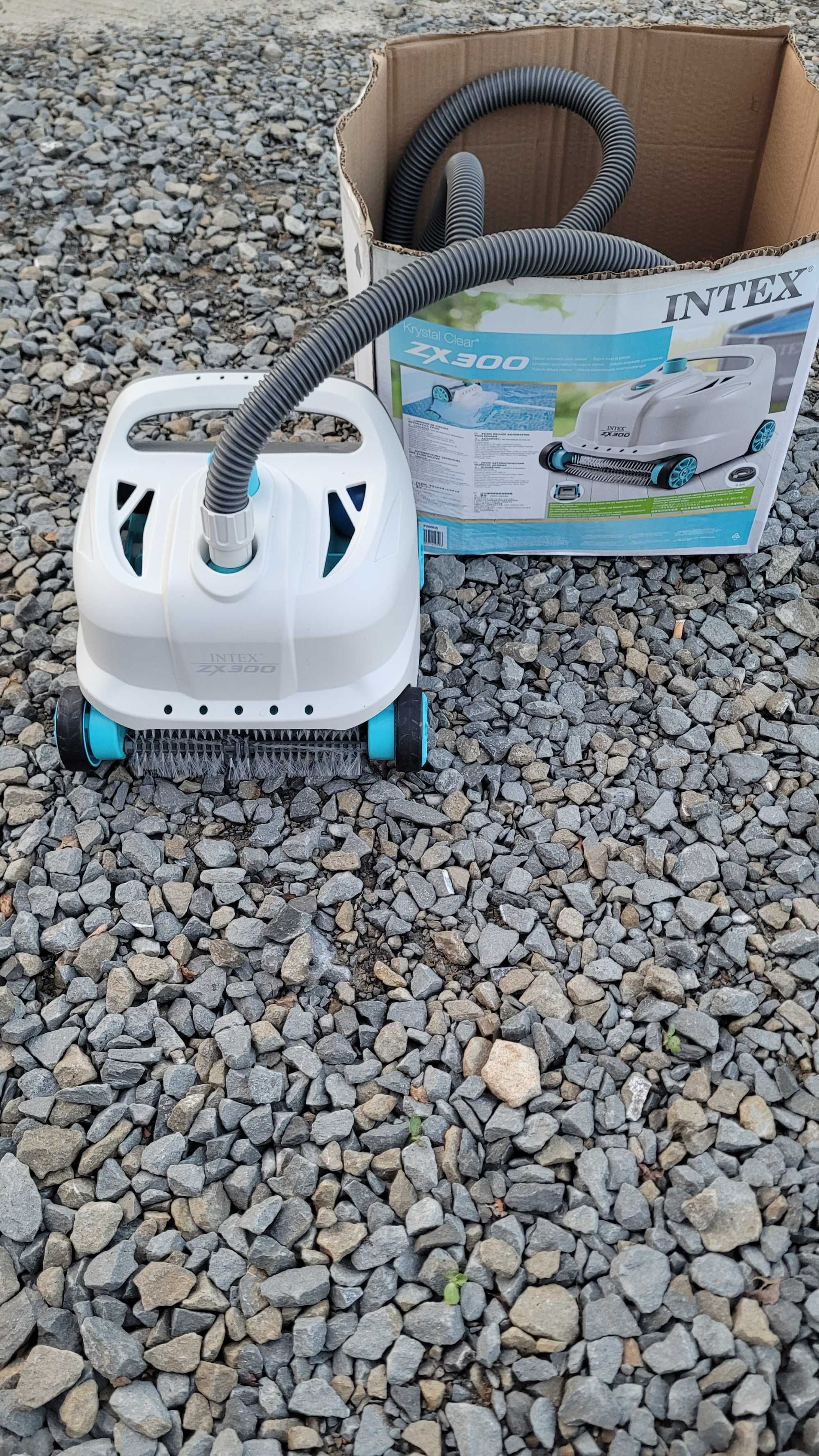 Odkurzacz basenowy INTEX ZX300