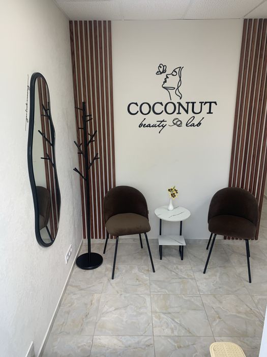 Вакансія Шукаємо майстра нарощування вій, перукар, манікюр