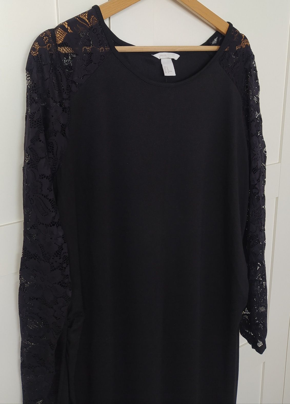 Czarna sukienka ciążowa z koronkowymi rękawami H&M MAMA