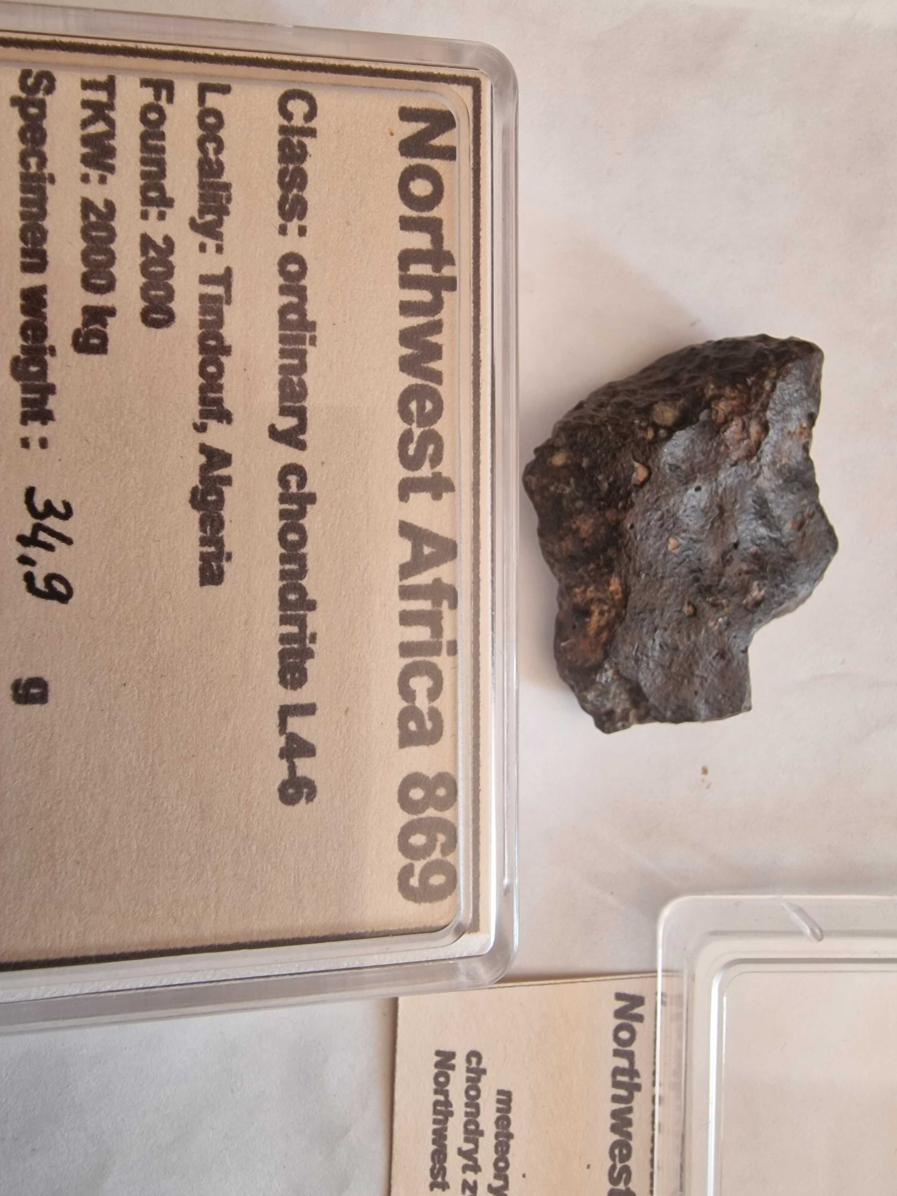 Meteoryt kamienny 34,9 g -przepiękny